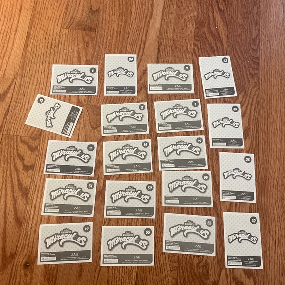 Lot of 100 Random Panini Miraculous Ladybug Stickers/Trading Cards! - Picture 4 of 11